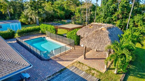 A home in Loxahatchee