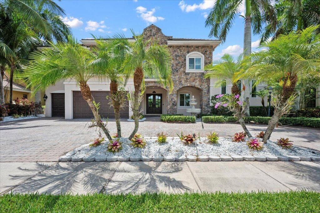 Photo of 10770 Versailles Boulevard, Wellington, FL 33449 (MLS # R11098671)