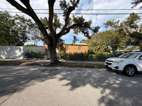 1017 Hampton Road West Palm Beach FL 33405