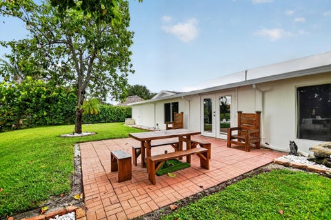 Tiny photo for 7951 W Lake Drive, Lake Clarke Shores, FL 33406 (MLS # B26051620)