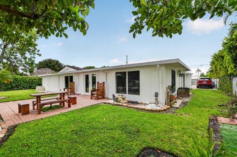 Tiny photo for 7951 W Lake Drive, Lake Clarke Shores, FL 33406 (MLS # B26051620)