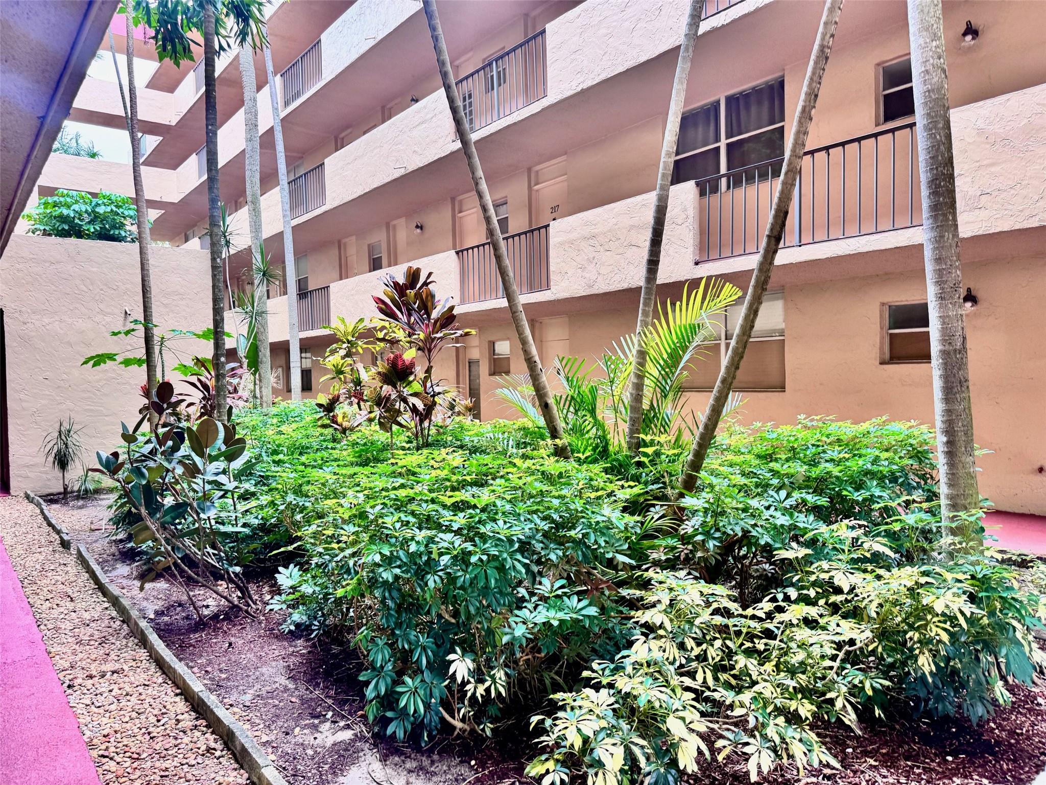 Beautifully Updated 2 Bed / 2 Bath Condo with Wood Floors!
Step into this move-in-ready unit featuring new appliances, modernized cabinets, & updated bathrooms. The spacious layout includes elegant wood flooring and the building has successfully passed both its 40-year and 50-year certifications.
Enjoy resort-style living w exceptional amenities: a heated pool, tiki & patio area with BBQ grills, clubhouse with exercise room, sauna, billiards, auditorium, and two tennis courts. The community is pet-friendly (with board approval) & includes security patrol, assigned parking & deeded storage. Each floor has large laundry machines for added convenience.
Association requires a 650+ credit score. Don’t miss this opportunity to live in a well-maintained, amenity-rich community!