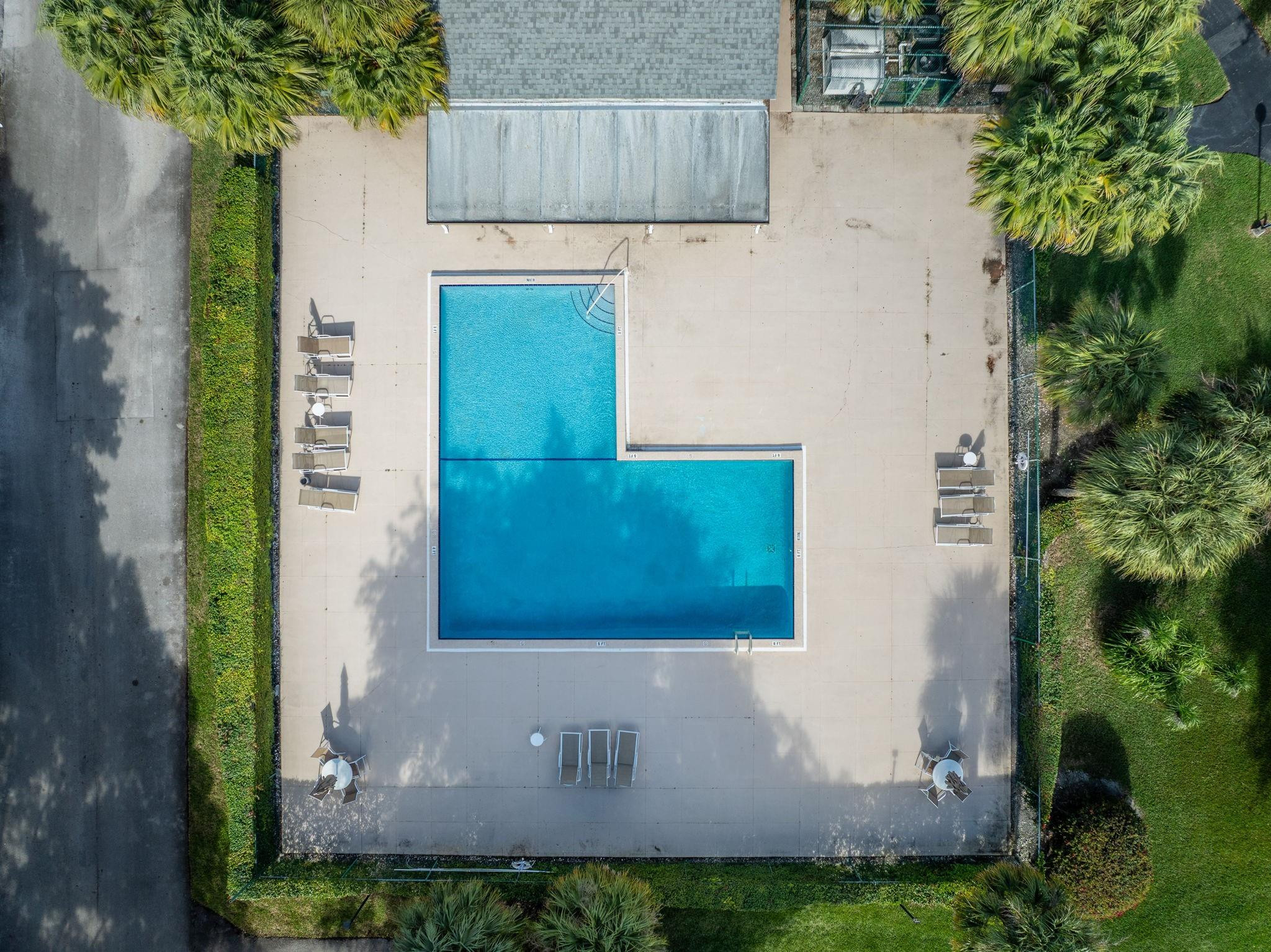 VILLAS AT BONAVENTURE IN - Residential