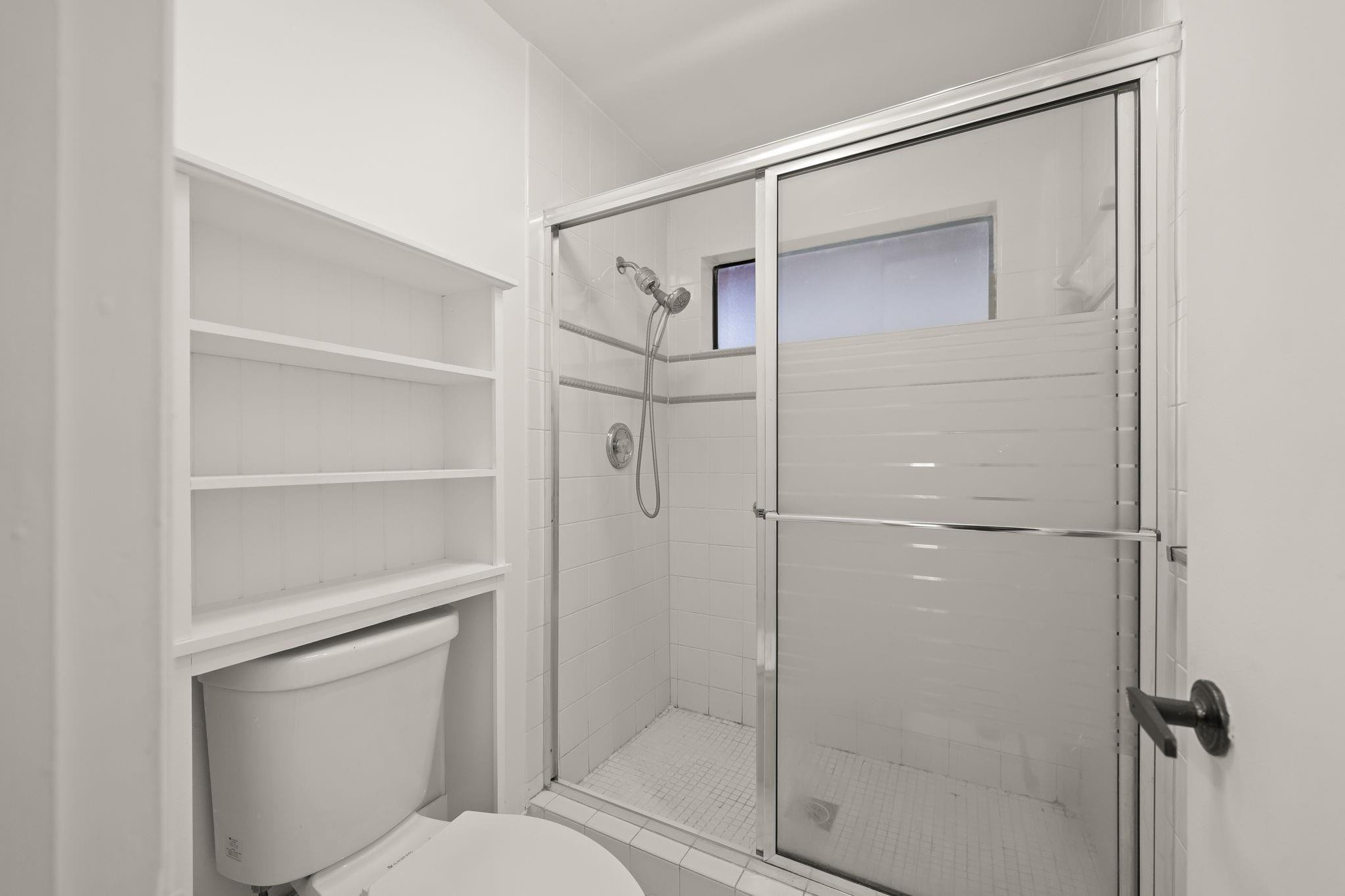 VILLAS AT BONAVENTURE IN - Residential