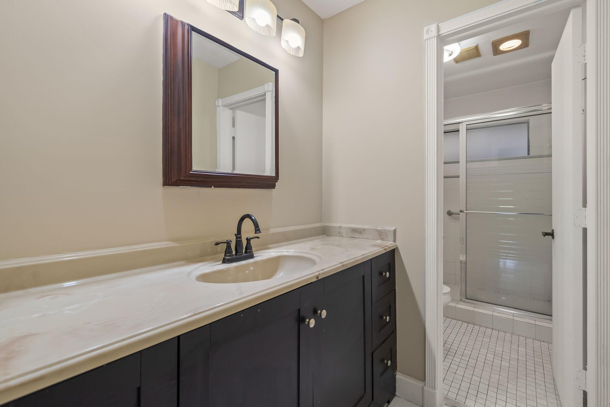 VILLAS AT BONAVENTURE IN - Residential