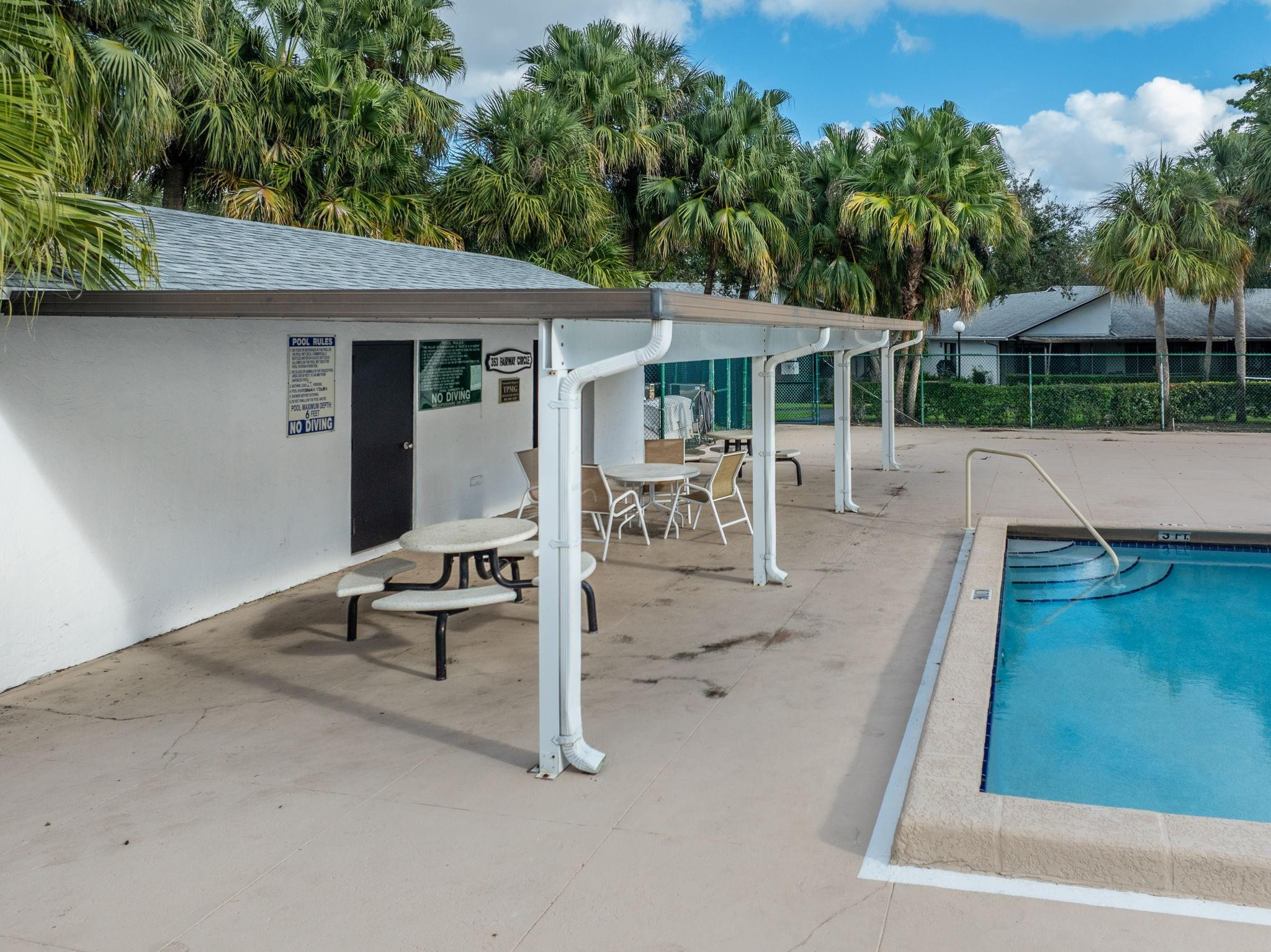 VILLAS AT BONAVENTURE IN - Residential