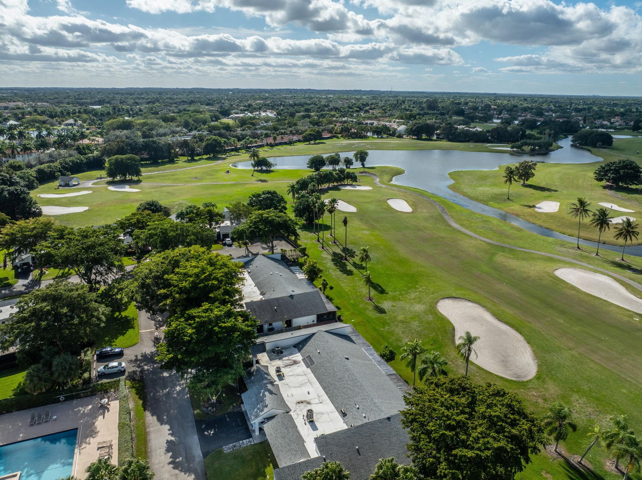 VILLAS AT BONAVENTURE IN - Residential