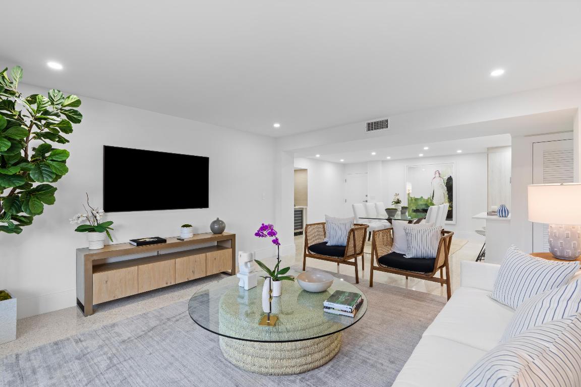 170 N Ocean Boulevard 208