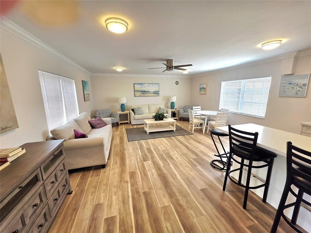 IMPERIAL POINT GARDENS - Residential