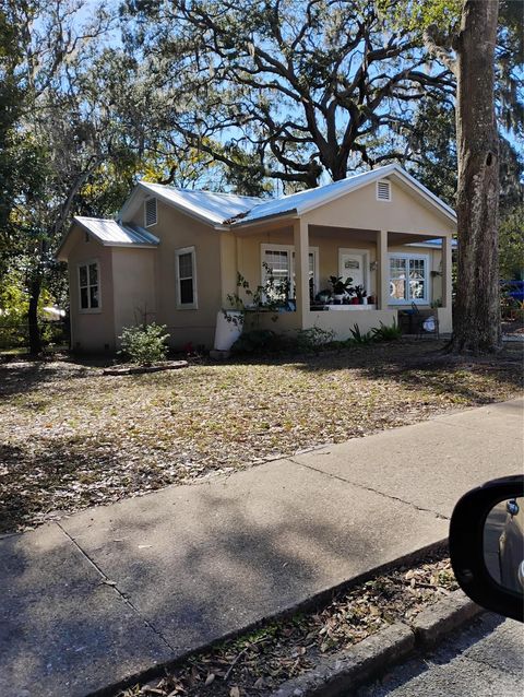 A home in Palatka