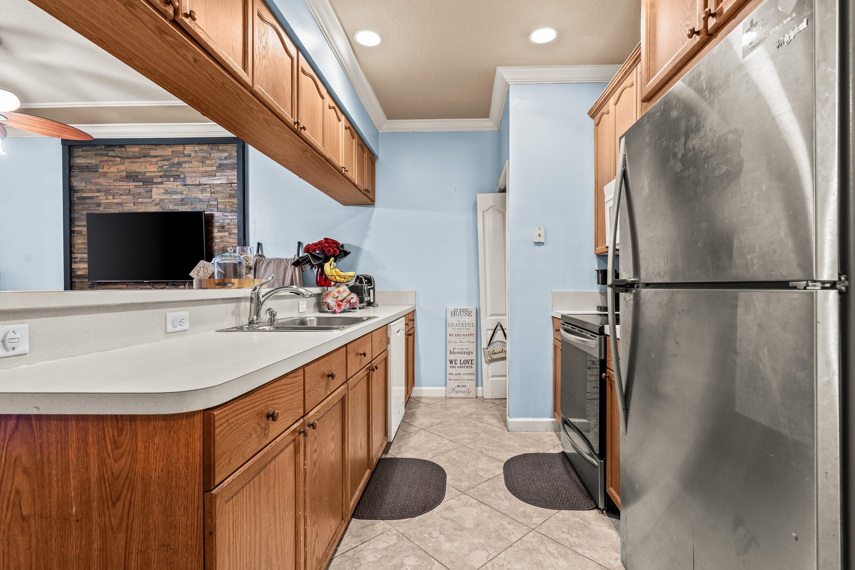 STURBRIDGE VILLAGE - Residential