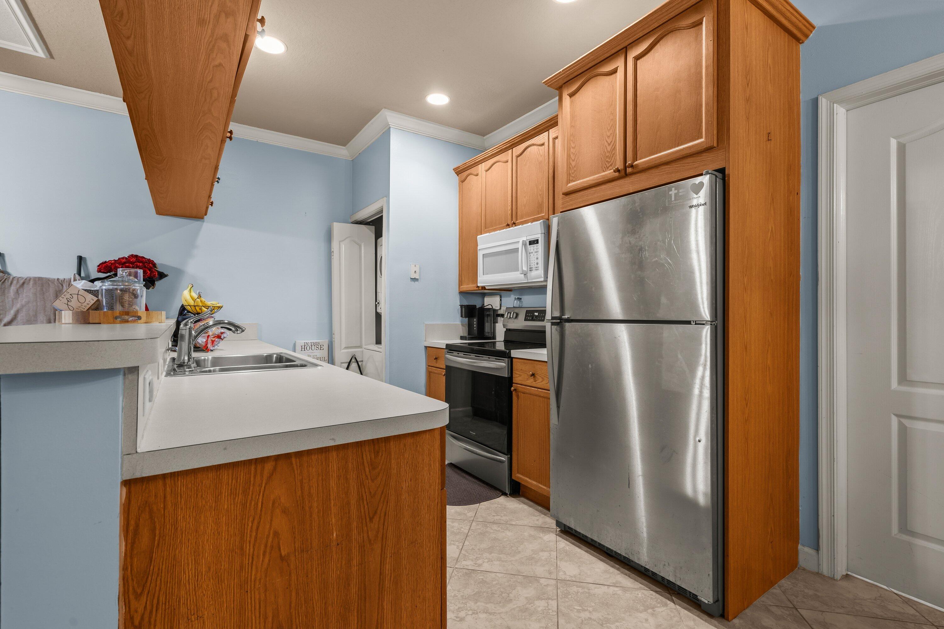 STURBRIDGE VILLAGE - Residential