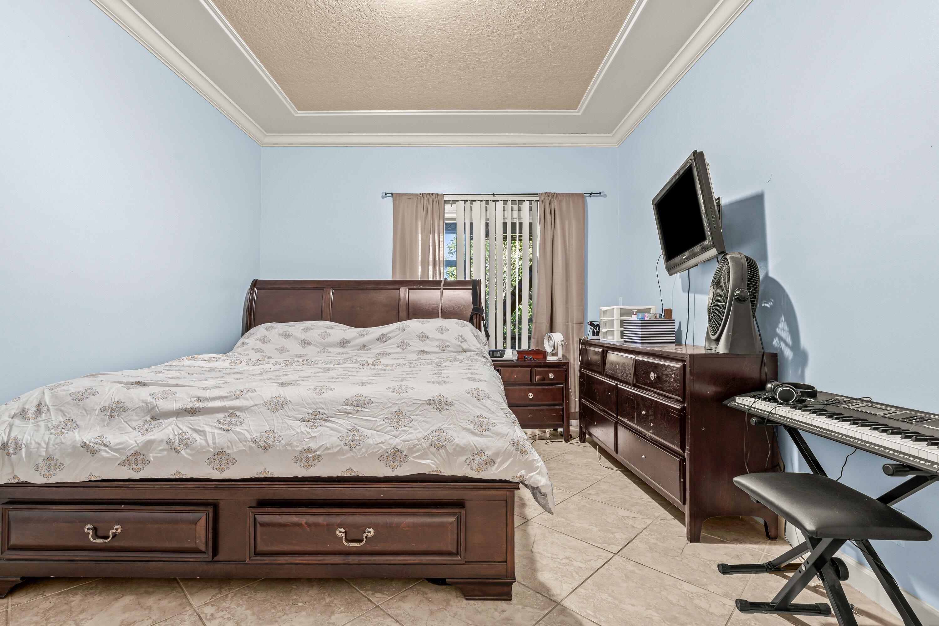 STURBRIDGE VILLAGE - Residential