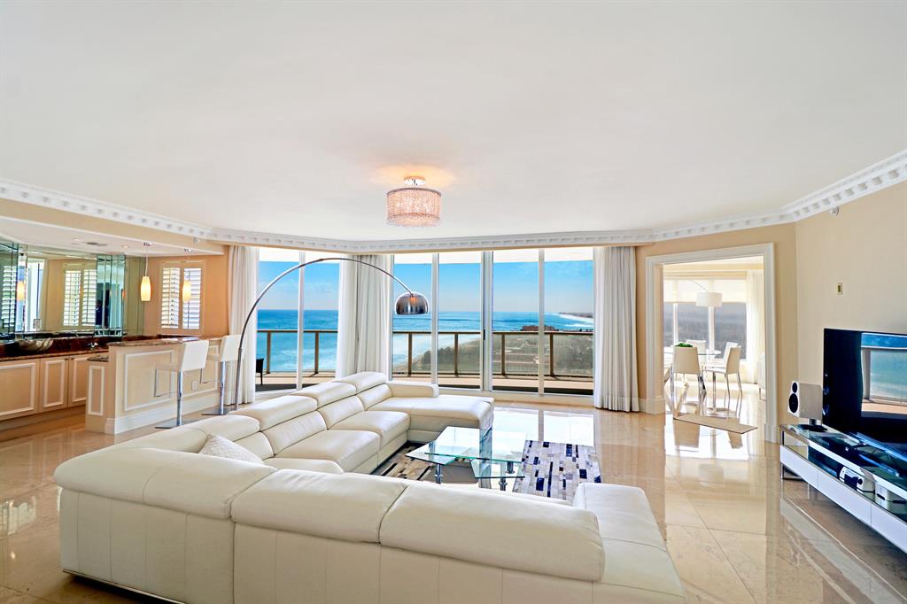 Ritz Carlton Residences - Residential