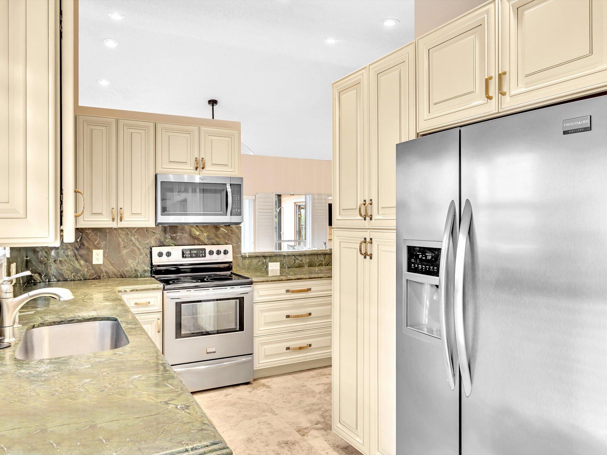 Brentwood of Boca - Residential