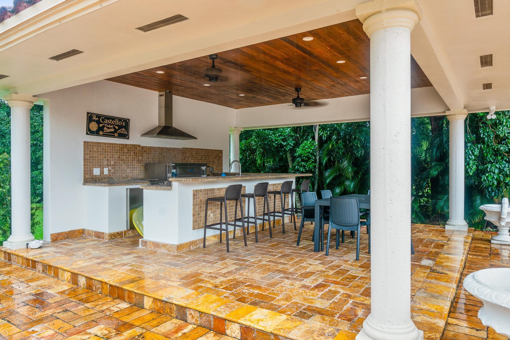 SUNSHINE RANCHES - Residential