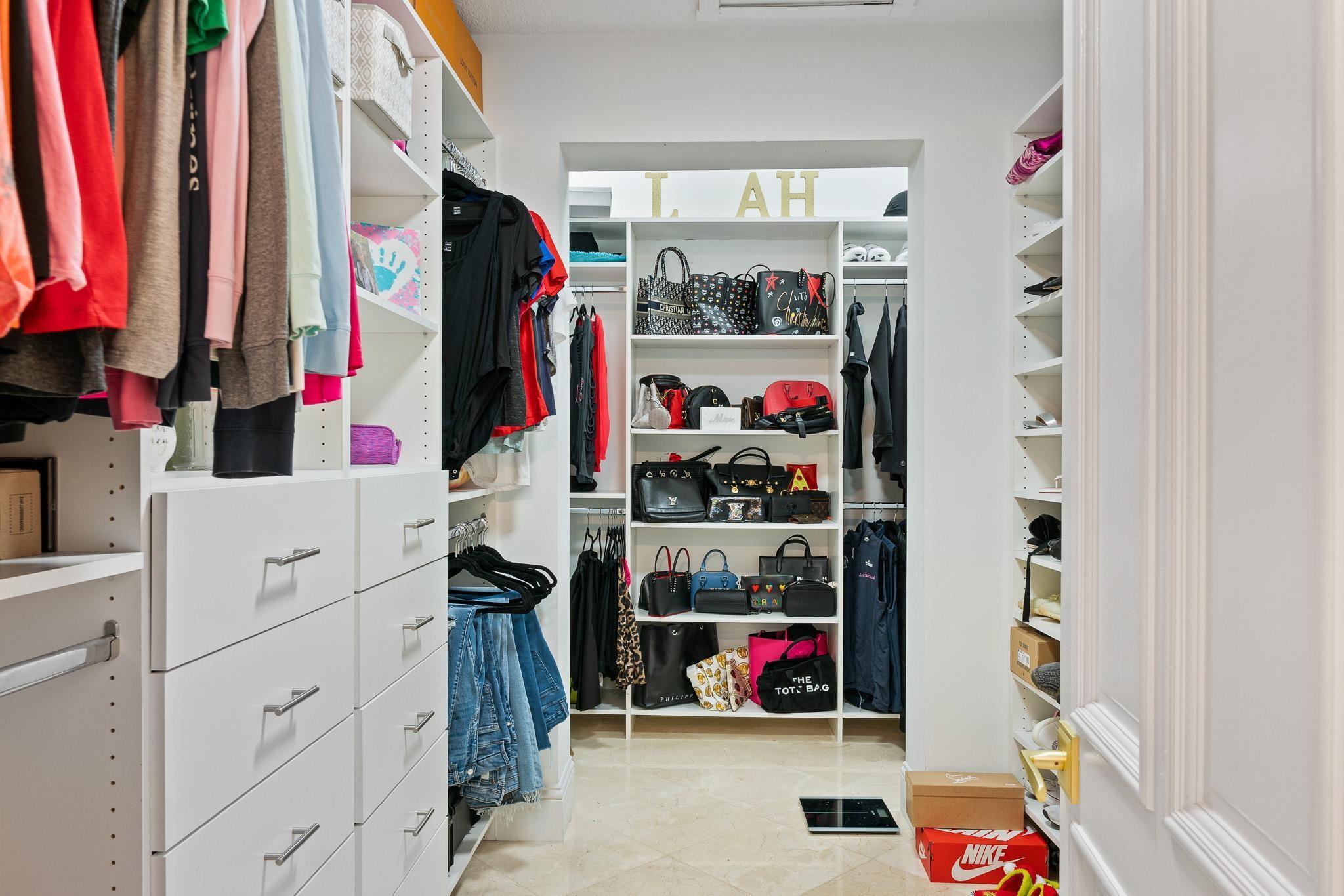 SUNSHINE RANCHES - Residential