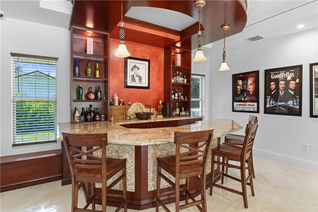 SUNSHINE RANCHES - Residential