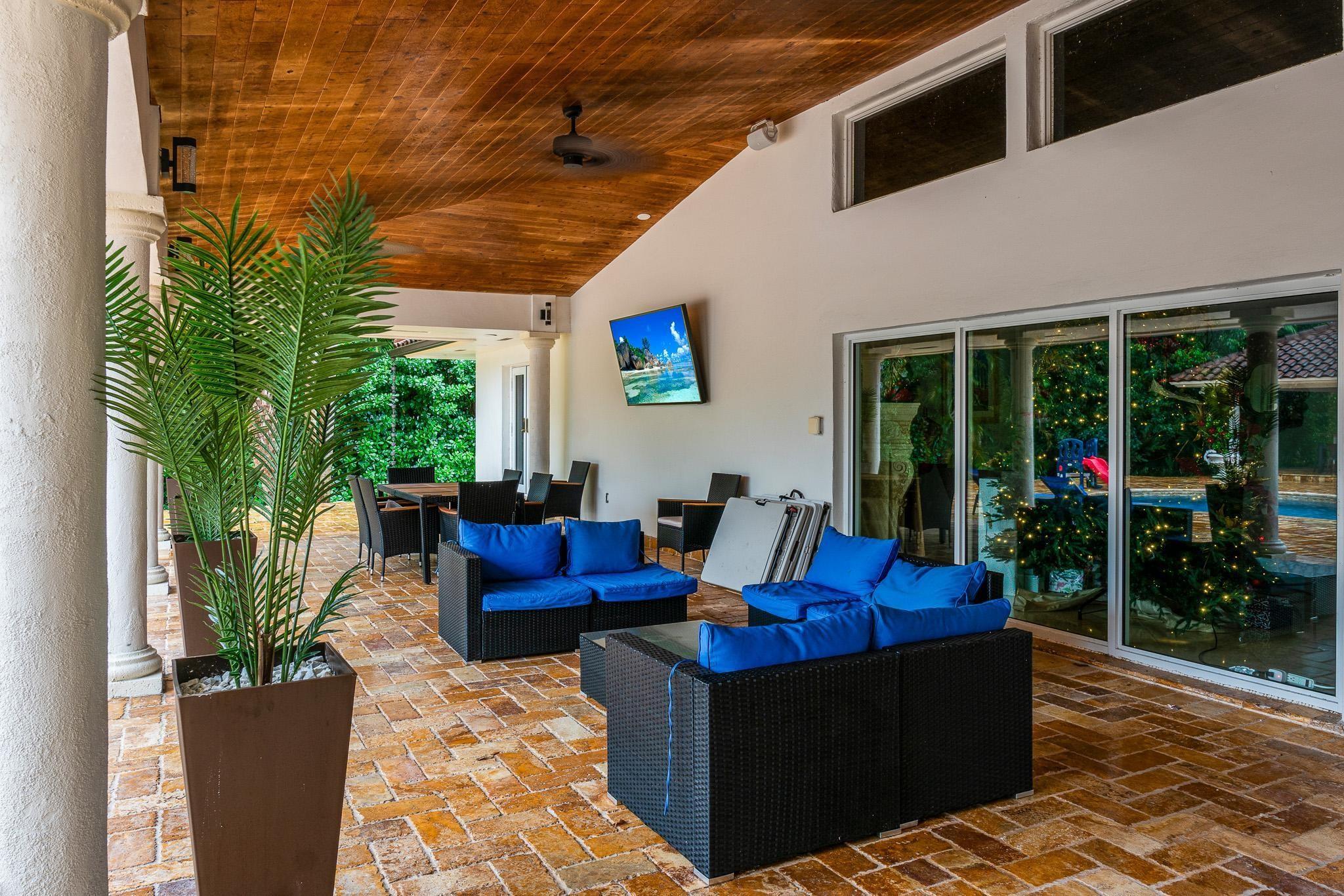 SUNSHINE RANCHES - Residential