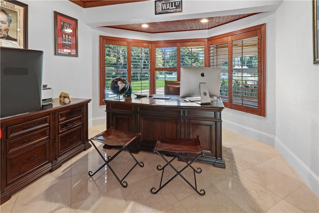 SUNSHINE RANCHES - Residential