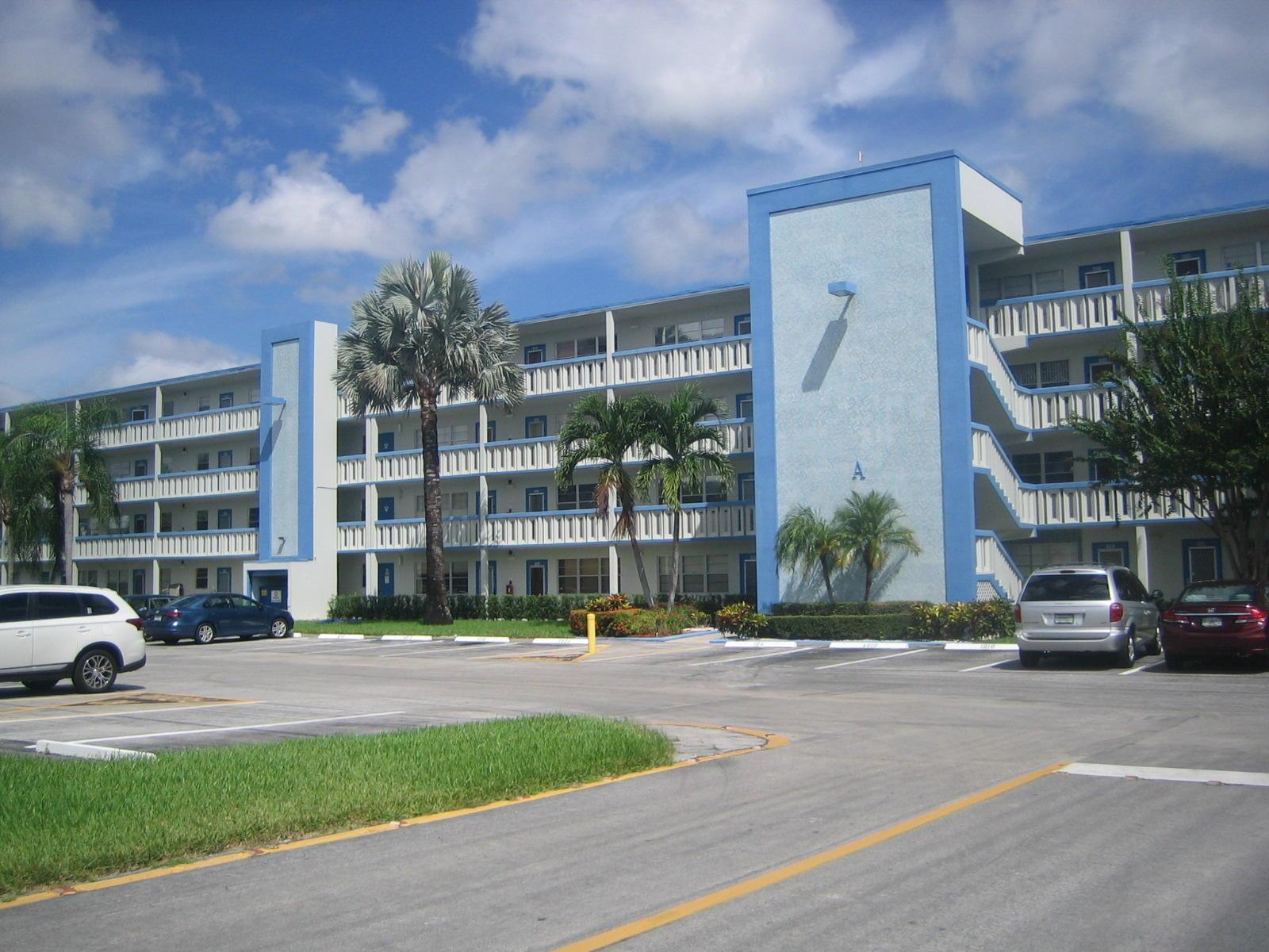 LINCOLN AT CENTURY VILLAG - Residential Lease