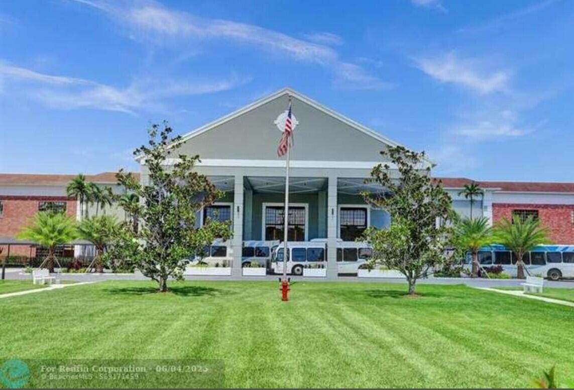 LINCOLN AT CENTURY VILLAG - Residential Lease