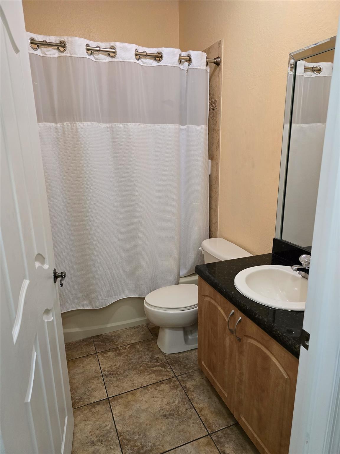 Photo 10 of 23 of 15413 SW 184th St house