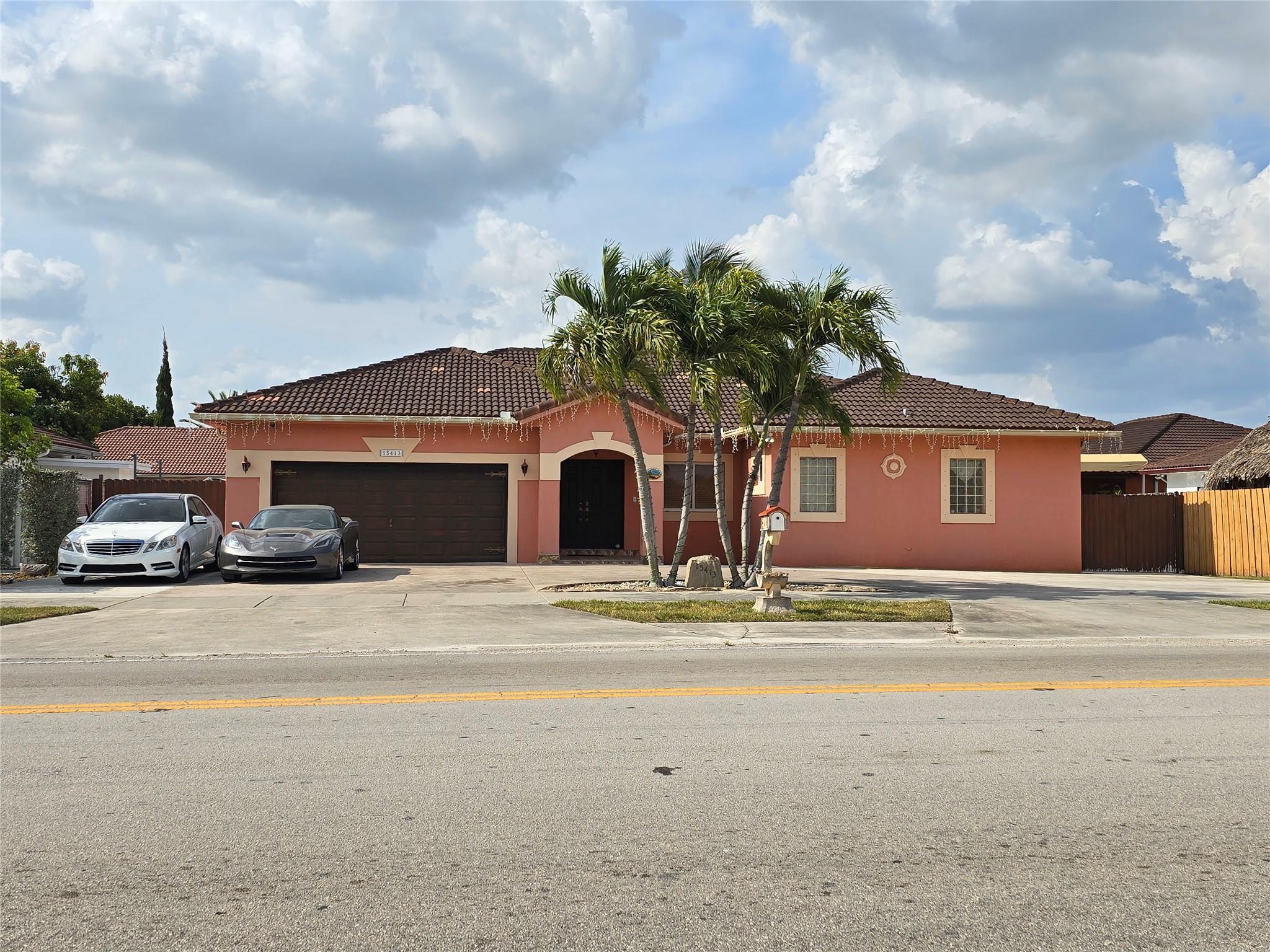 View Miami, FL 33187 house