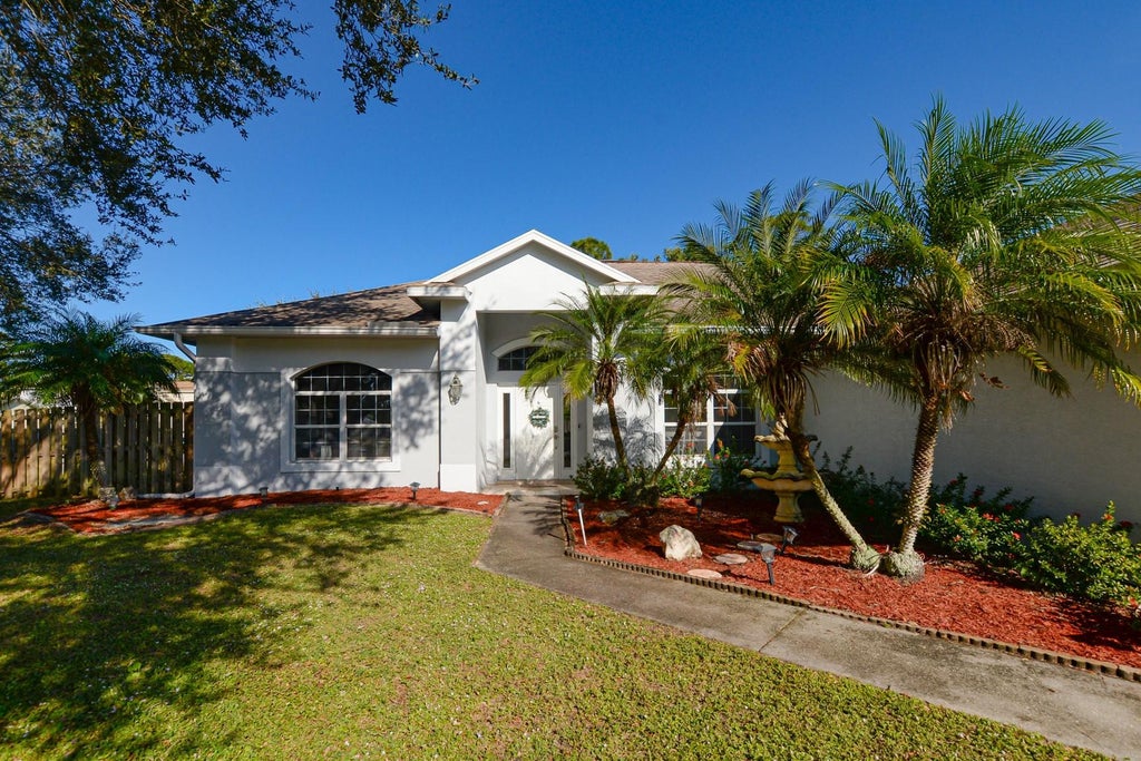 Photo of 1571 SW Hunnicut Avenue, Port Saint Lucie, FL 34953 (MLS # F10476888)