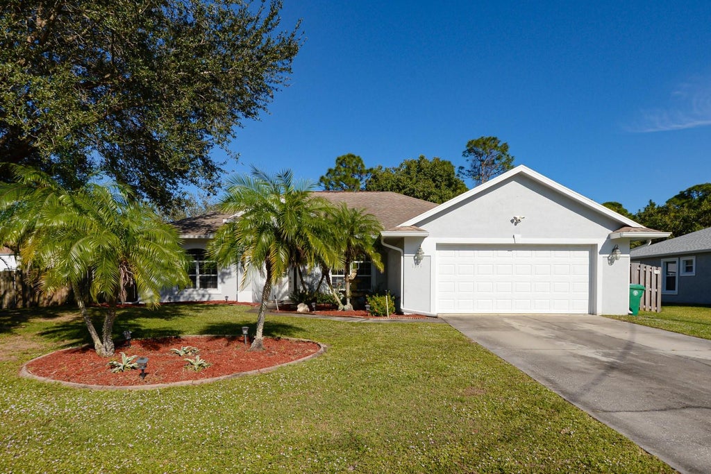Photo of 1571 SW Hunnicut Avenue, Port Saint Lucie, FL 34953 (MLS # F10476888)