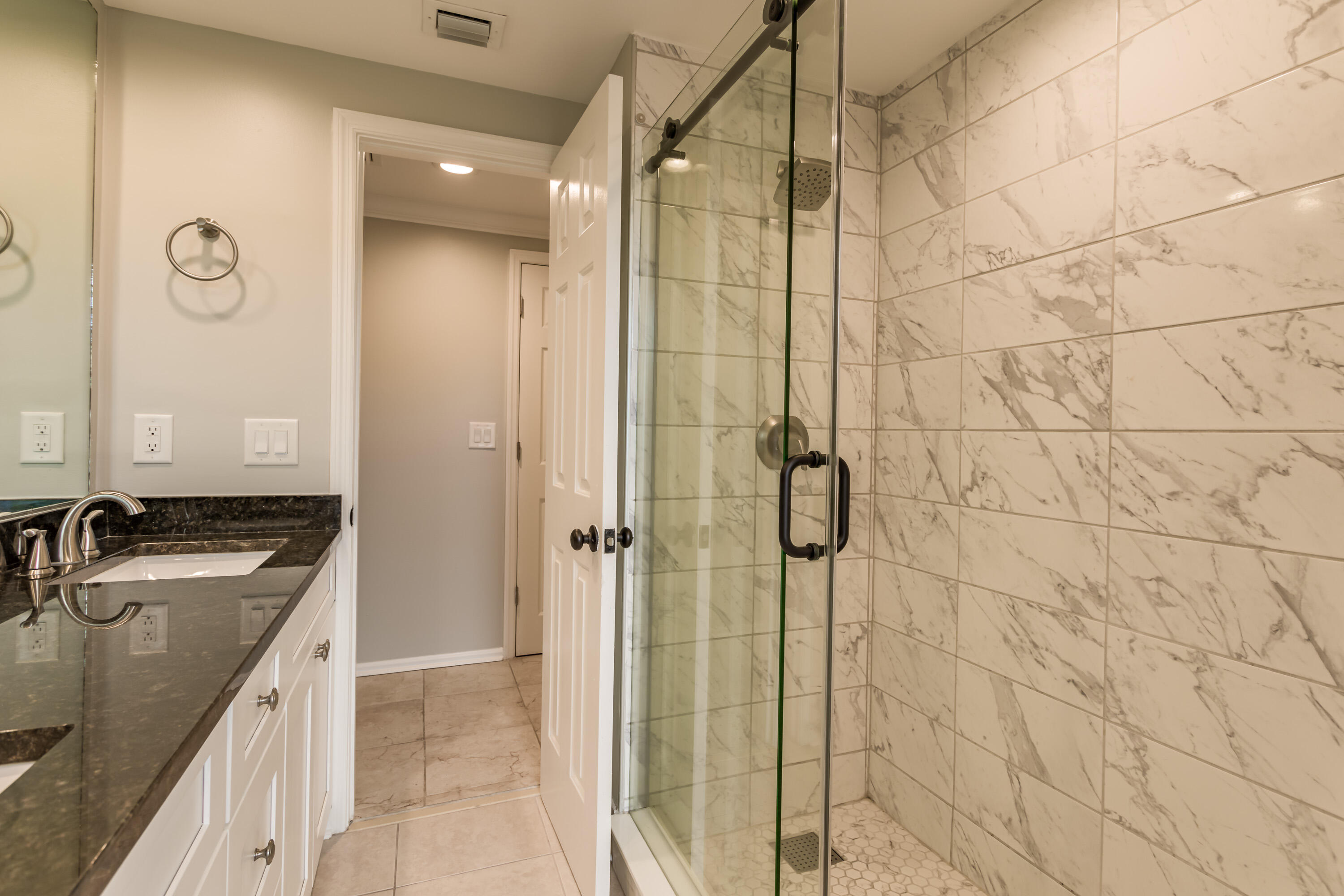 PEBBLEWOOD CONDO - Residential Lease