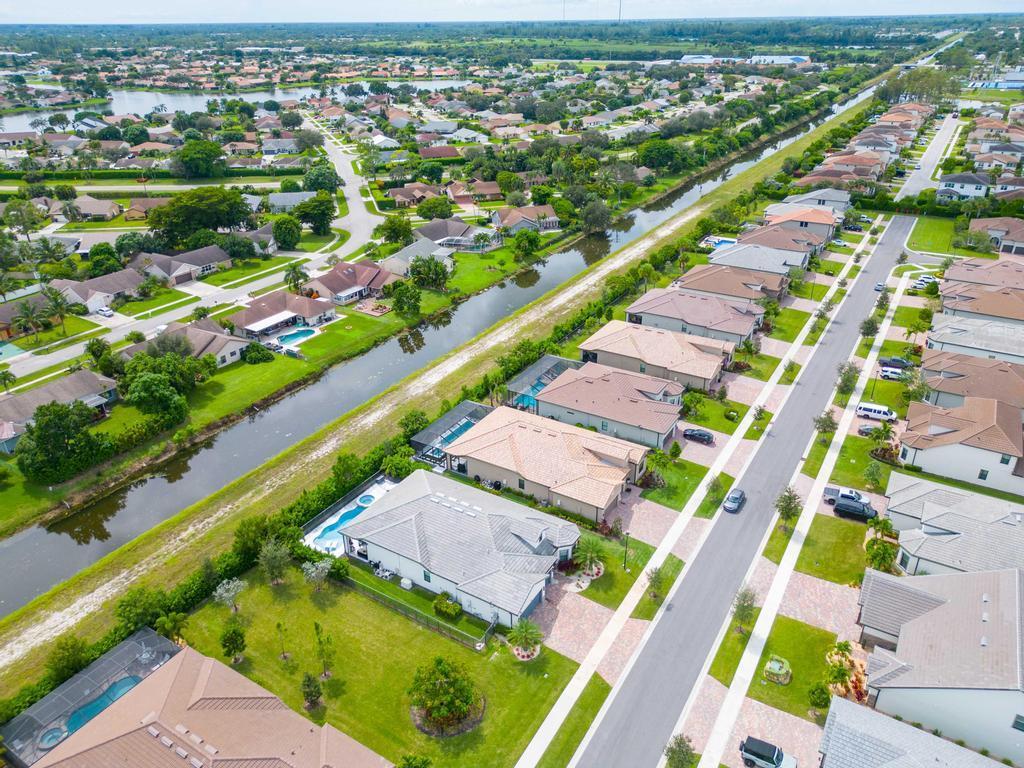 FIELDS AT GULFSTREAM POLO - Residential