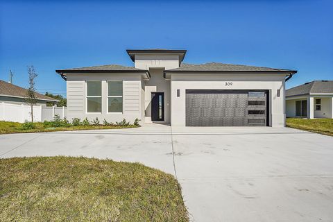 A home in Port St Lucie