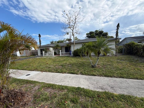 Tiny photo for 6260 SW 6TH Street, Margate, FL 33068 (MLS # B26057250)