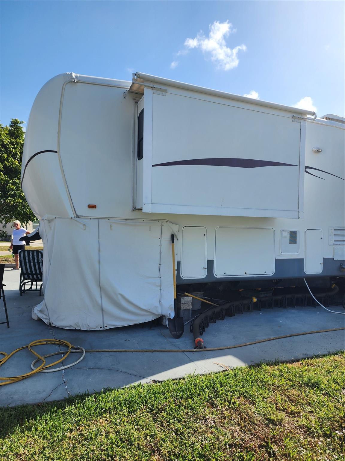 Ancient Oaks R V Residenc - Residential