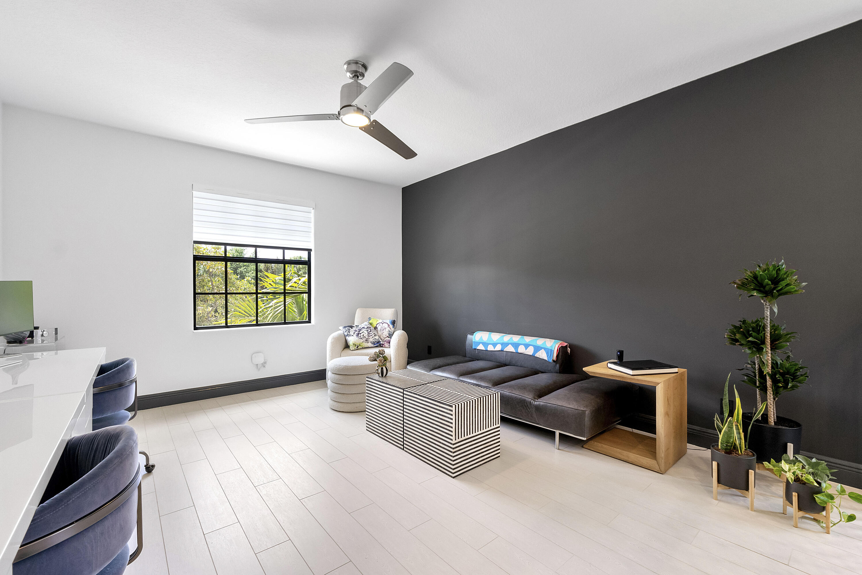 PARKLAND BAY - Residential