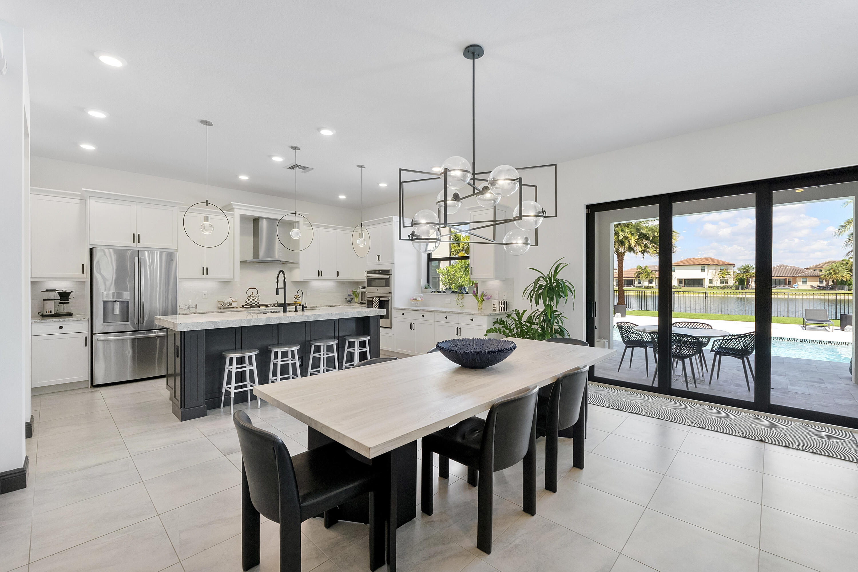 PARKLAND BAY - Residential