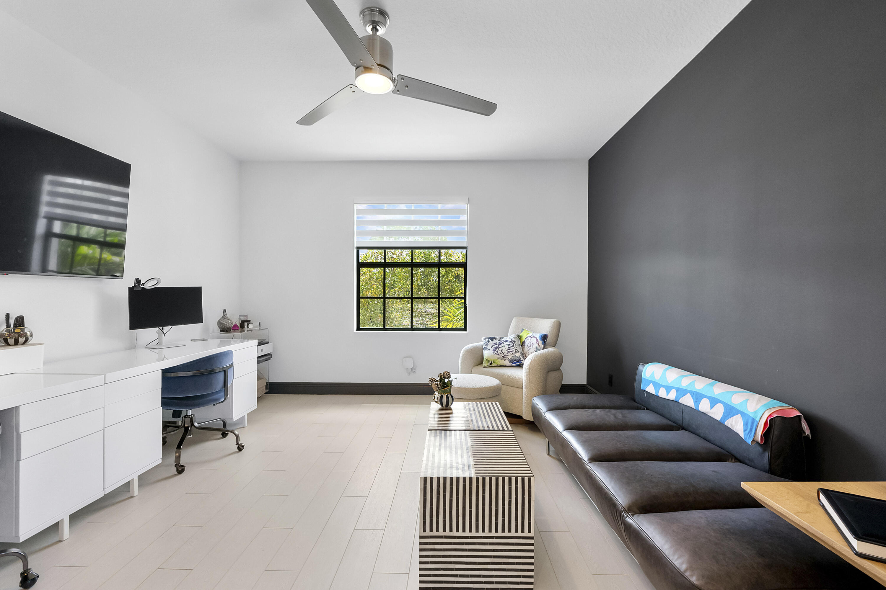 PARKLAND BAY - Residential