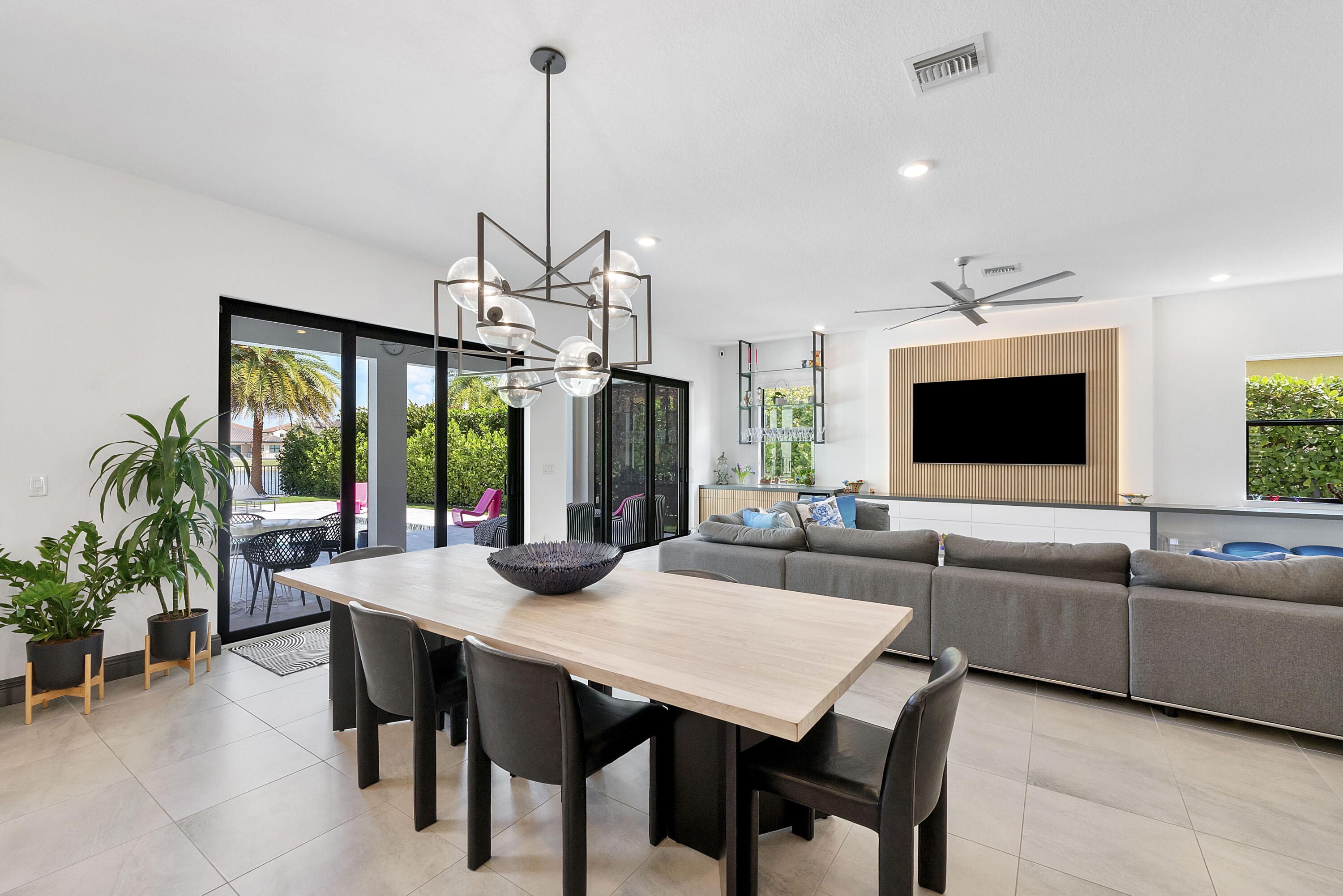 PARKLAND BAY - Residential