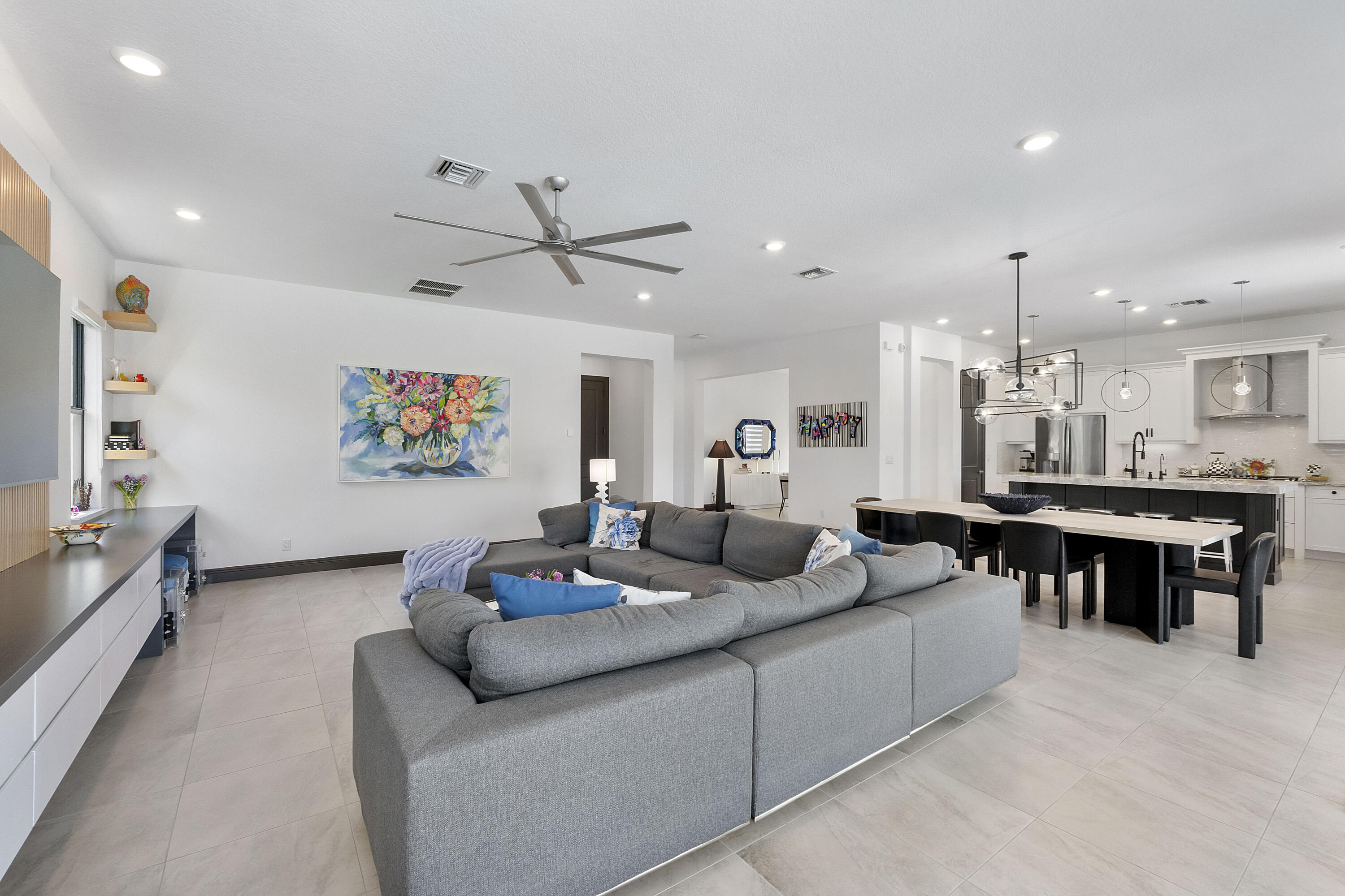 PARKLAND BAY - Residential