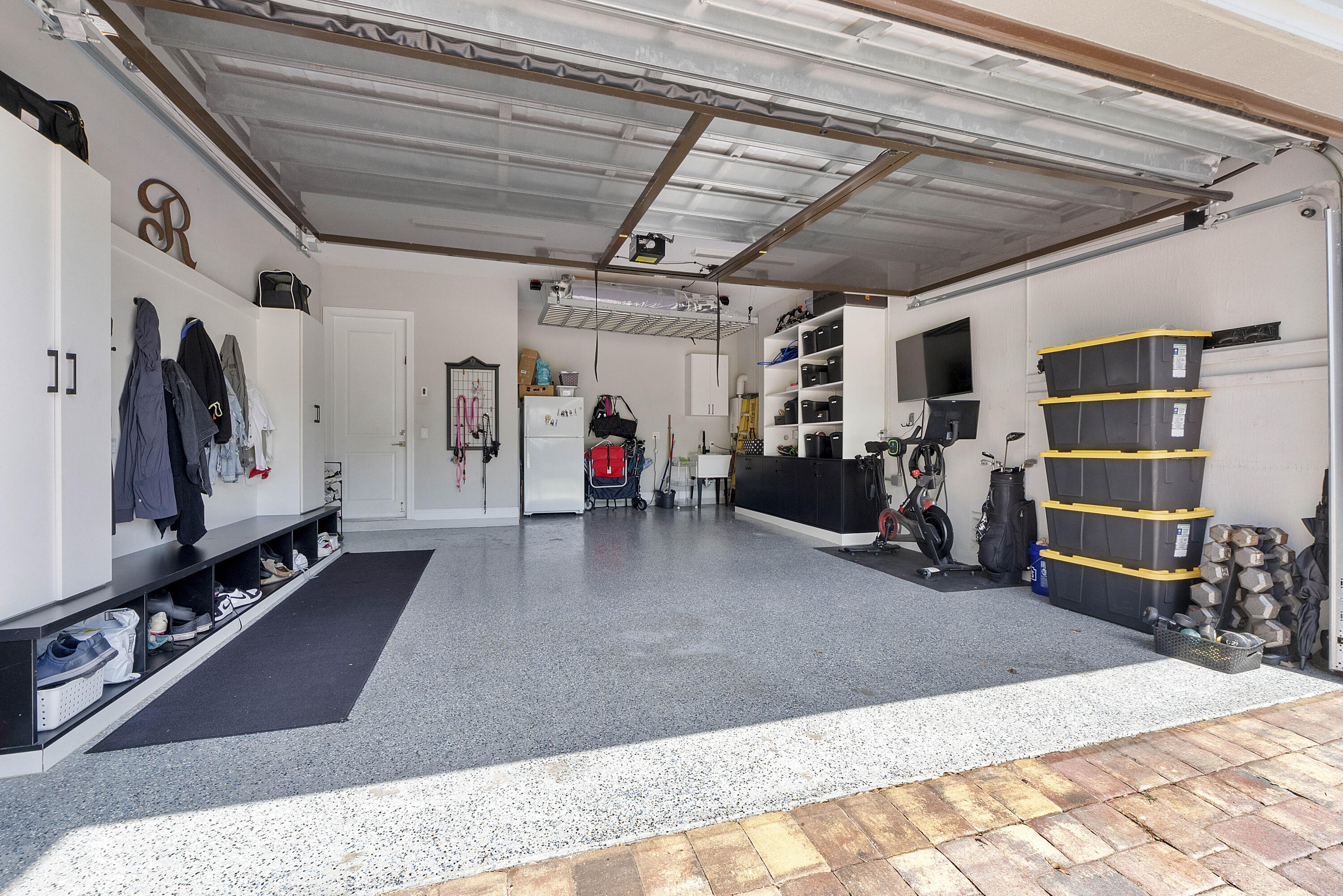 PARKLAND BAY - Residential