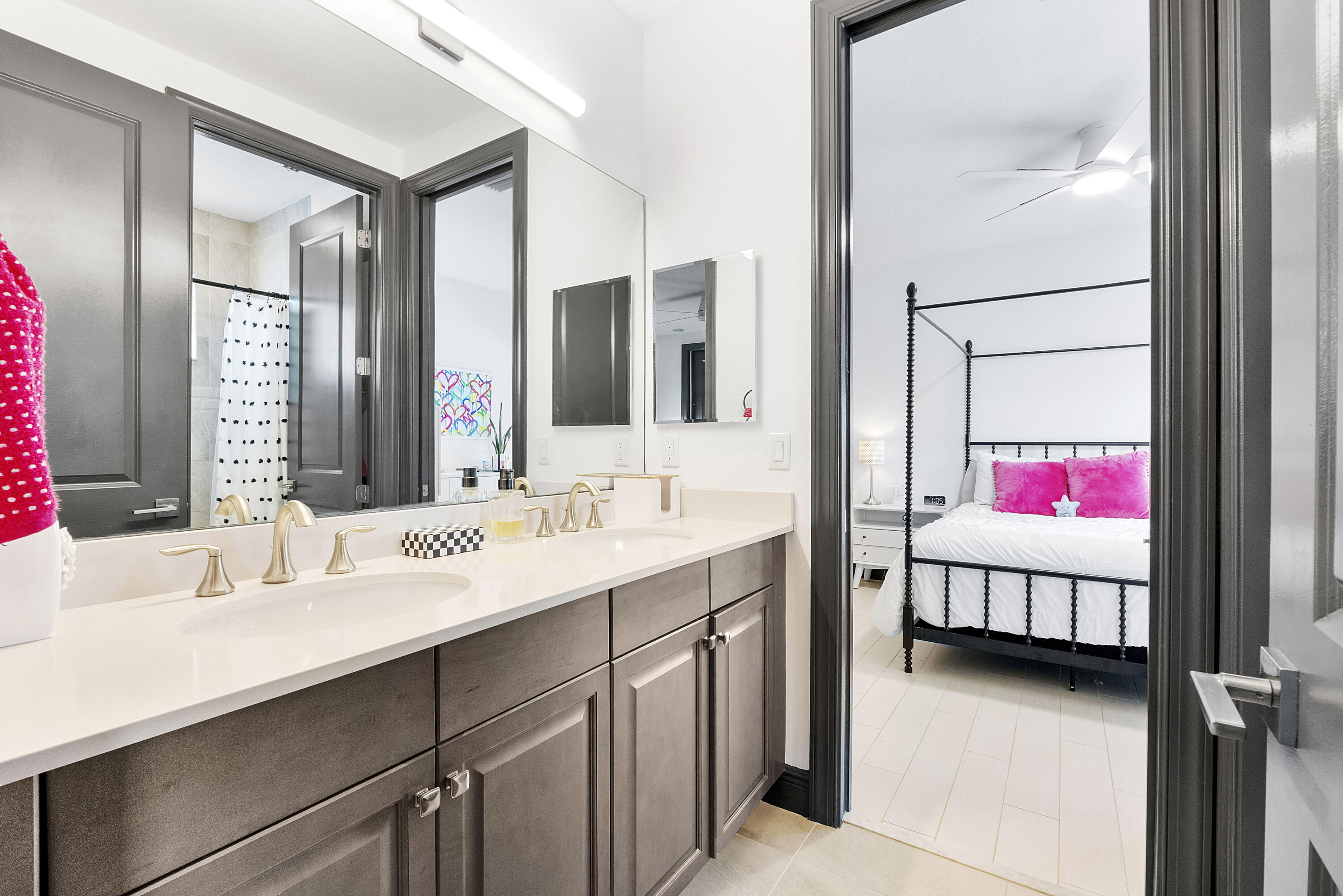 PARKLAND BAY - Residential