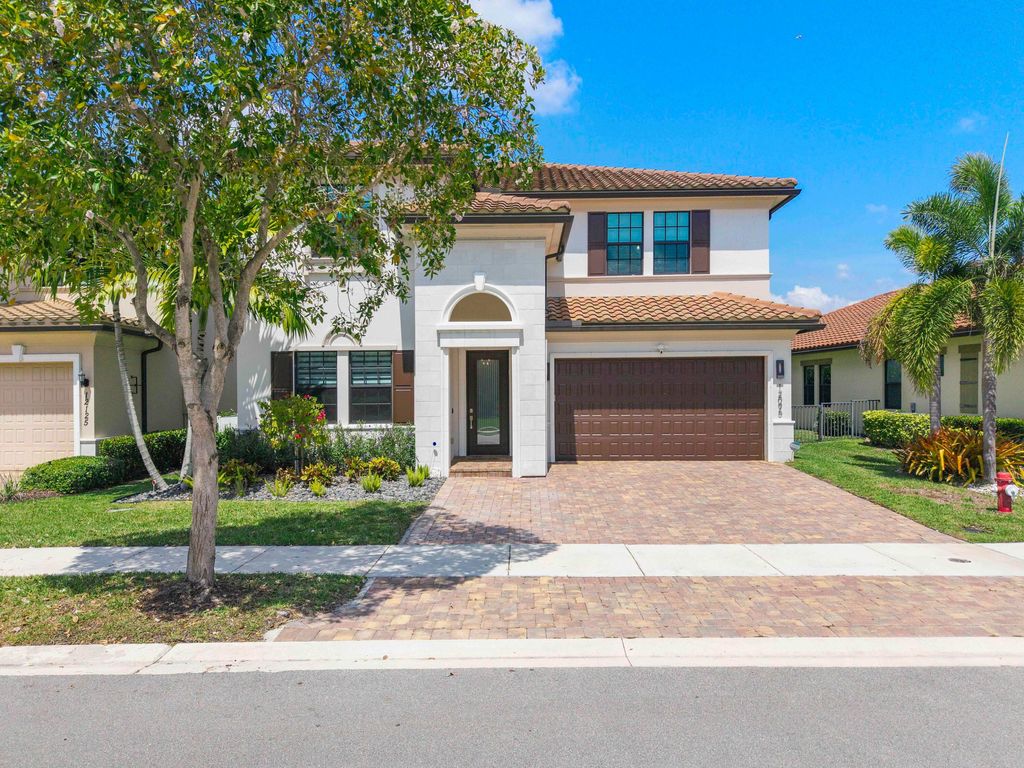 Photo of 12095 S Baypoint Circle, Parkland, FL 33076 (MLS # B26006198)