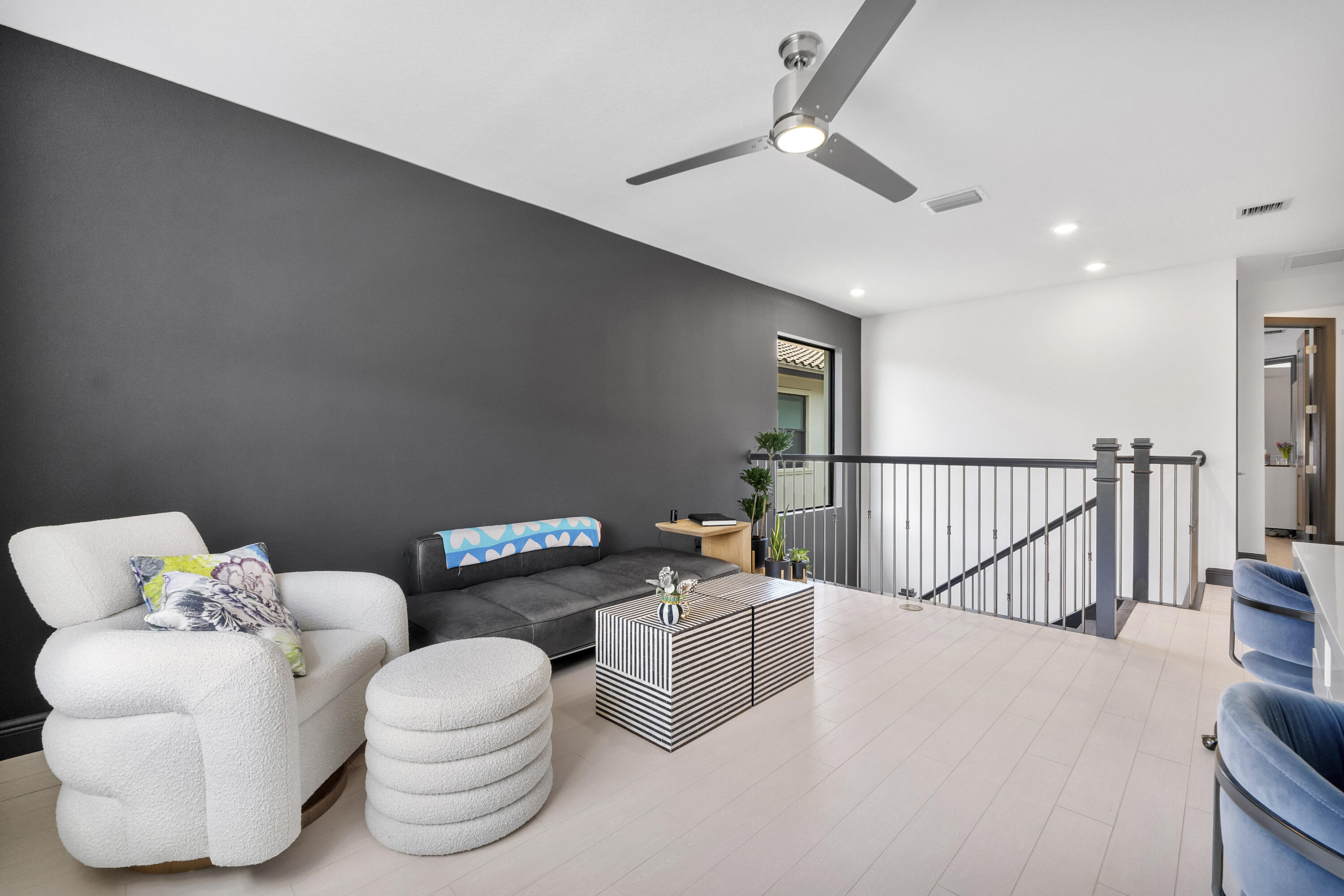 PARKLAND BAY - Residential