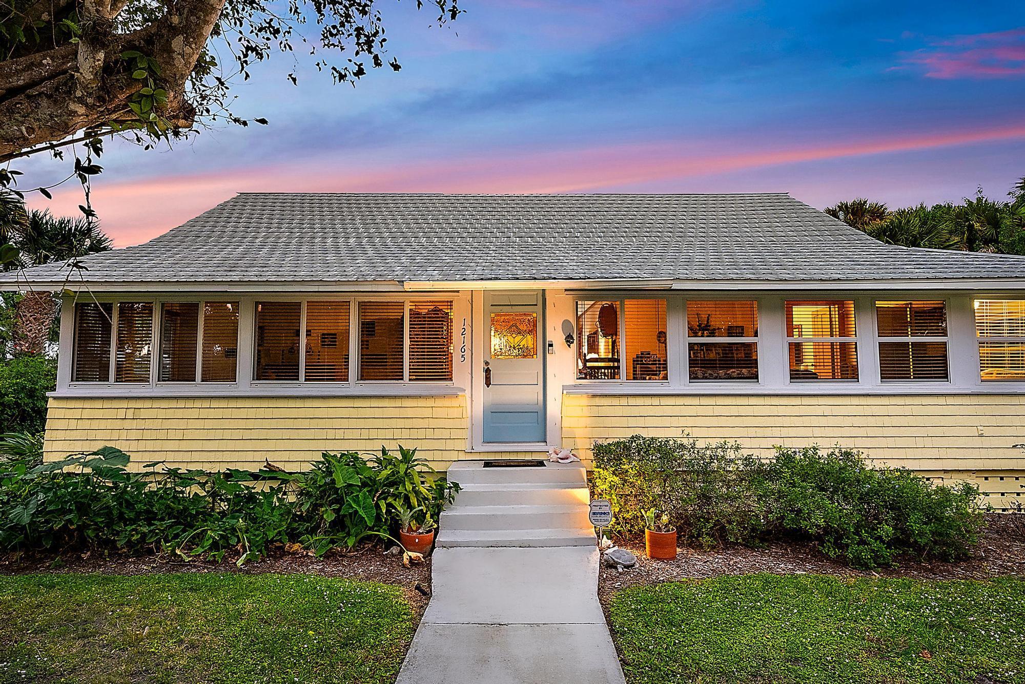 12165 SE Nassau Street