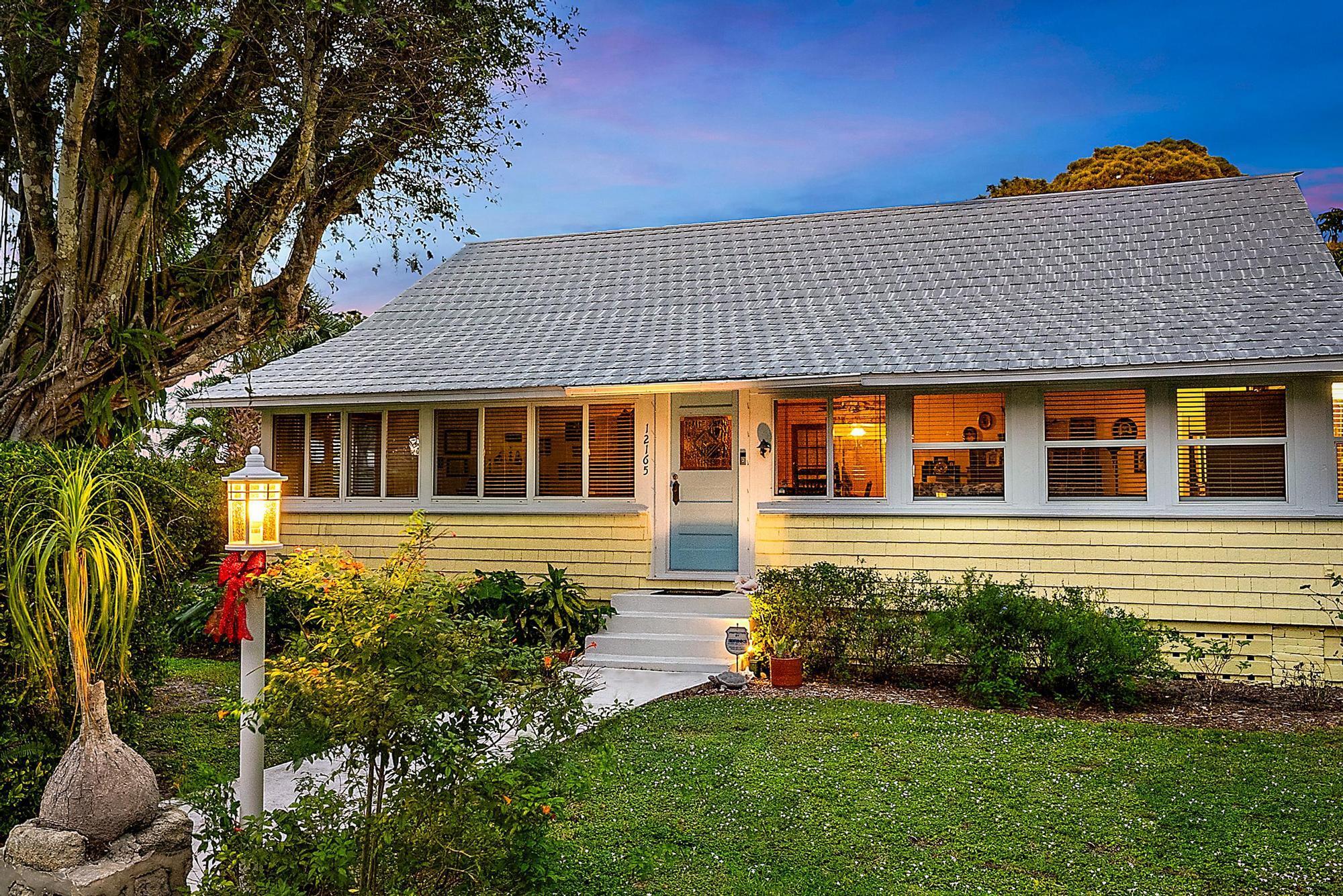 12165 SE Nassau Street