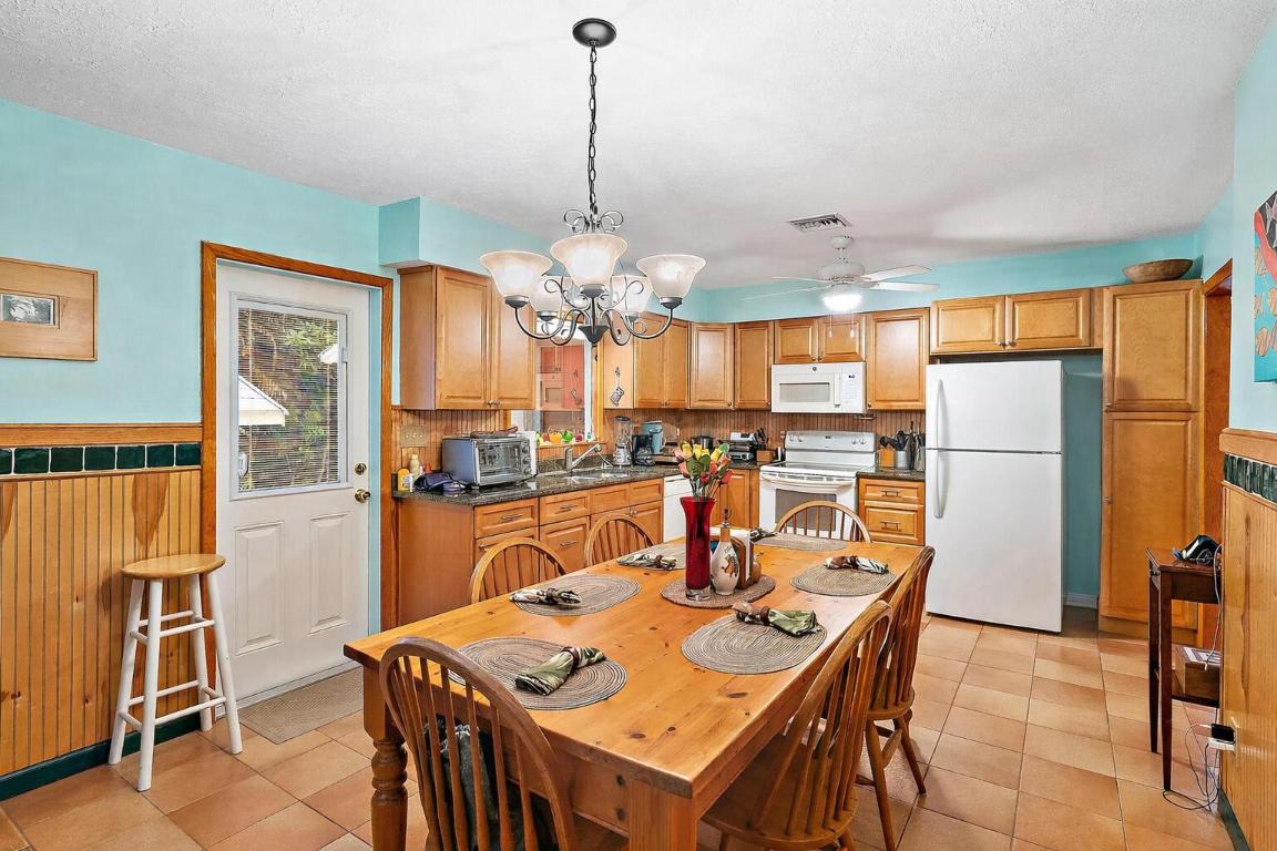 OLD HOBE SOUND - Residential