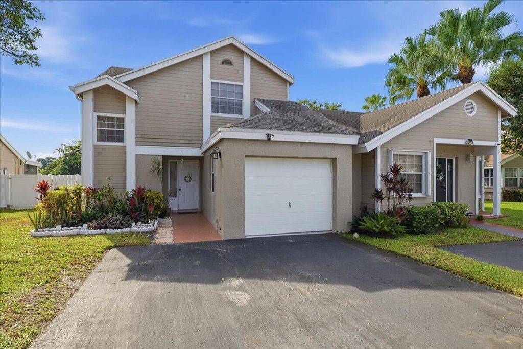 Photo of 11140 SW 11th Place, Davie, FL 33324 (MLS # R11147585)