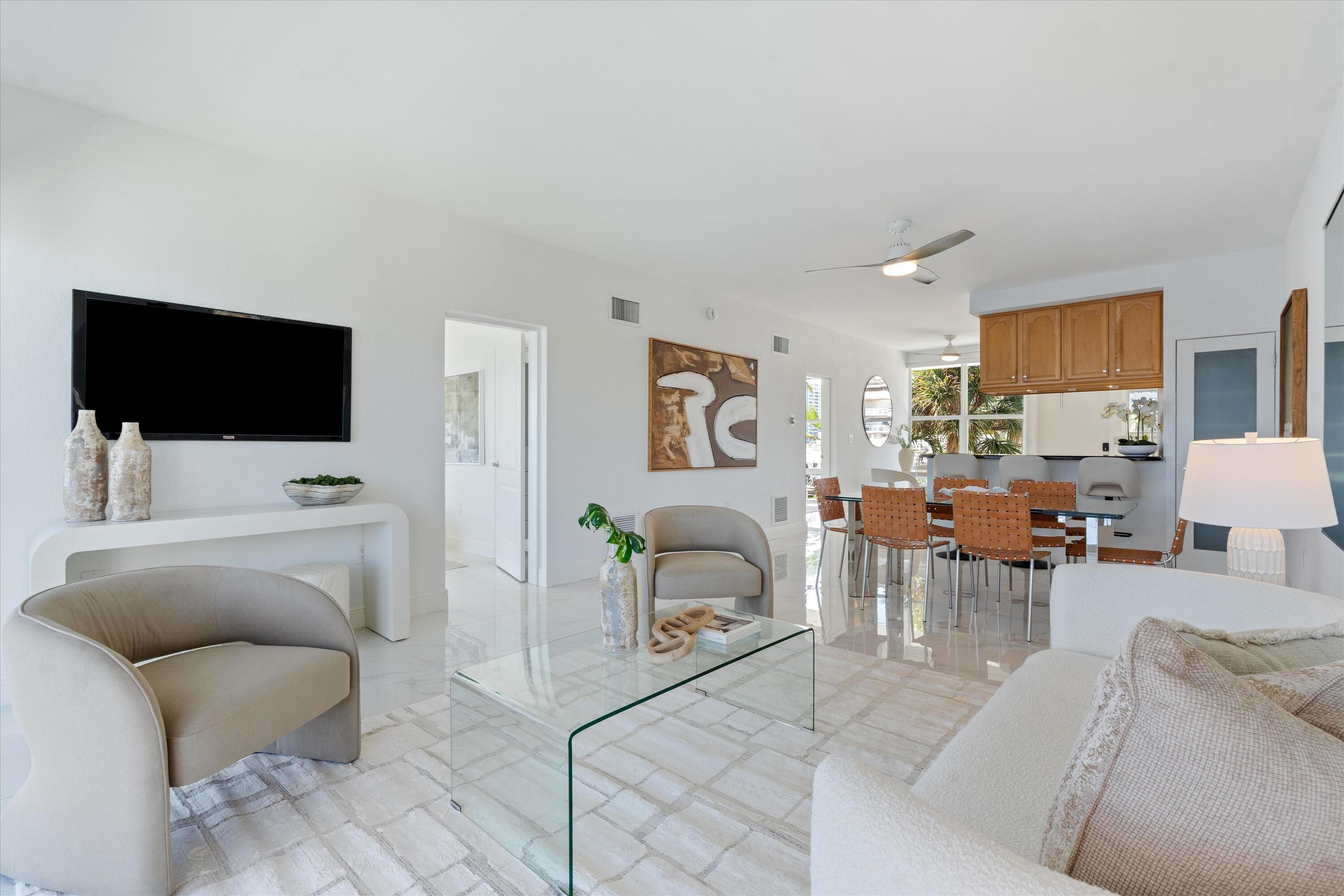 2717 Yacht Club Boulevard Penthouse 5e