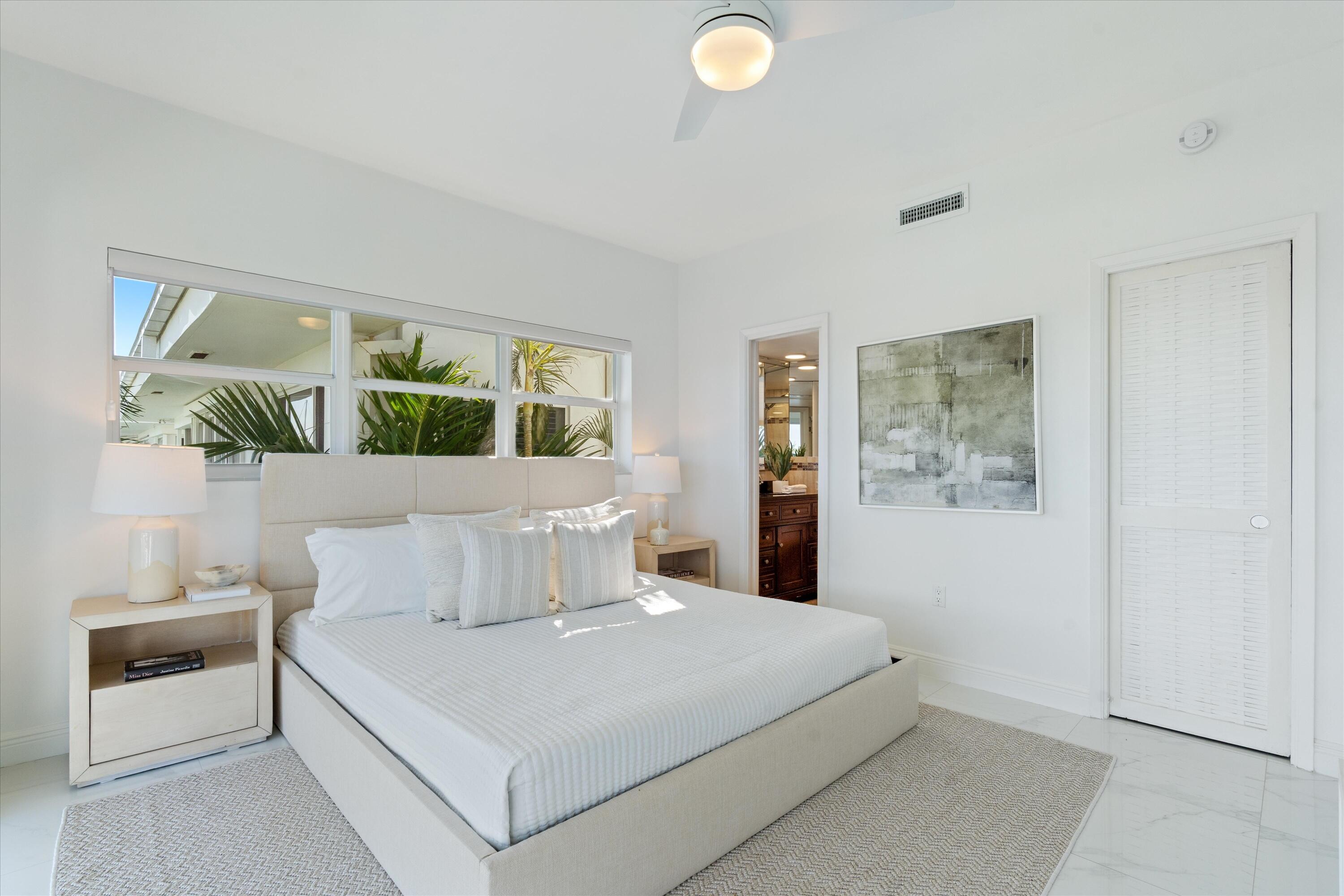 SUNRISE BAY CLUB CO-OP - Residential